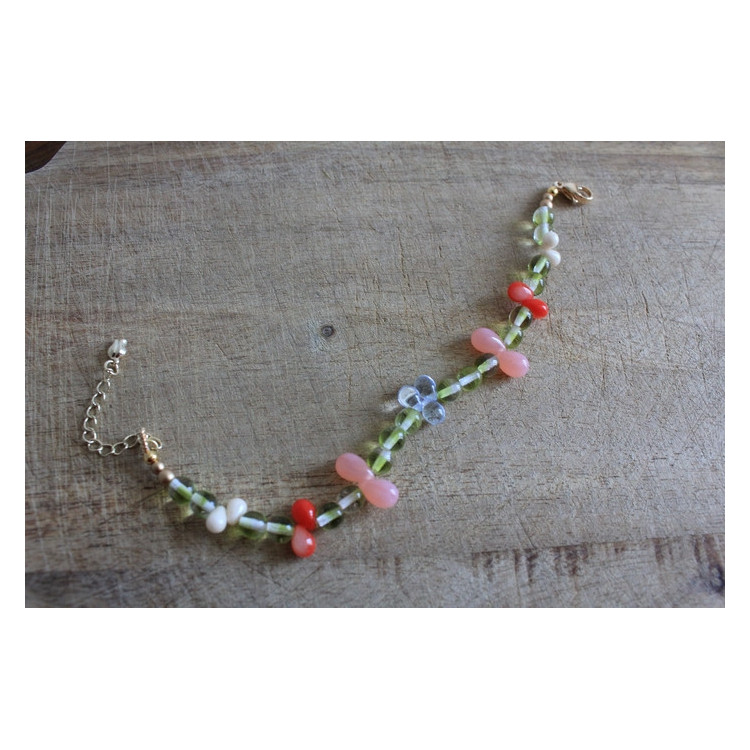 Bracelet Flora kaki, rose et rouge
