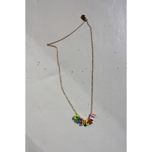 Collier Club café