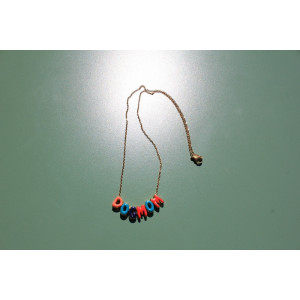 Collier Dogmom lettres bubbles