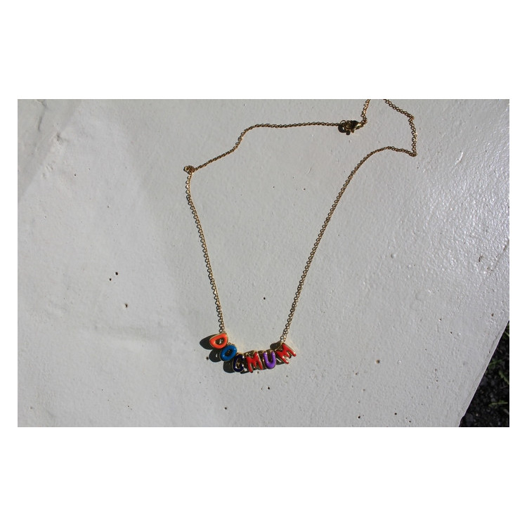 Collier Dogmum lettres bubbles